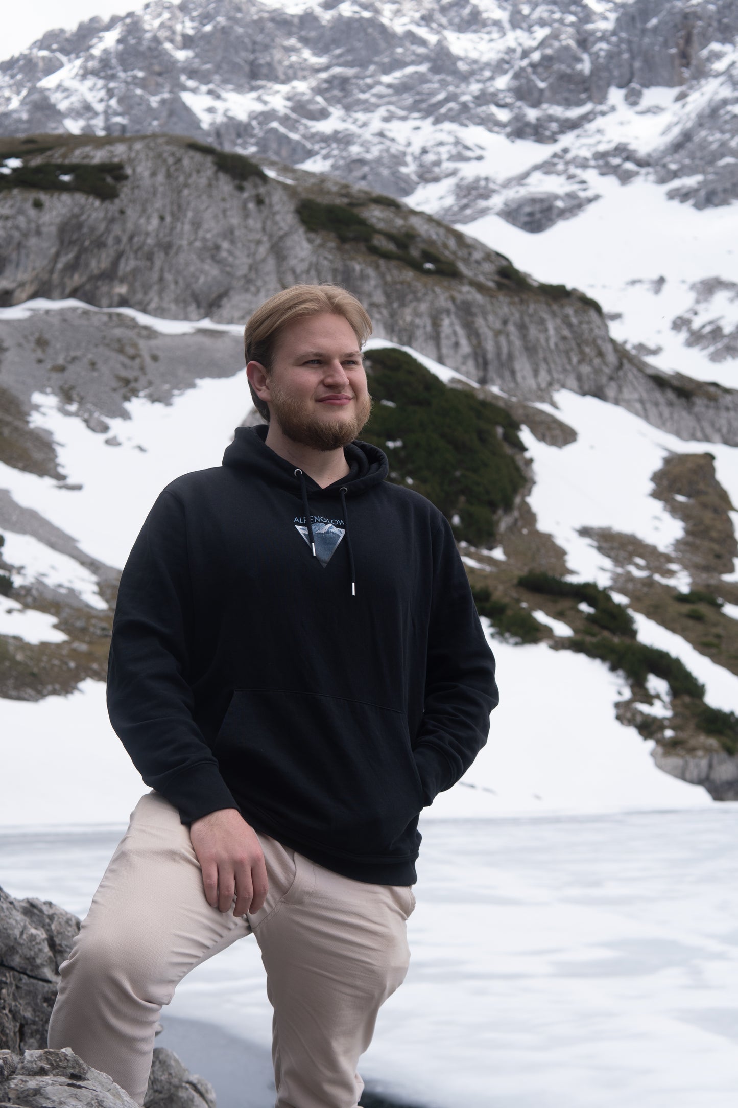 Alpenglow Basic Hoodie (dunkle Ausführung)